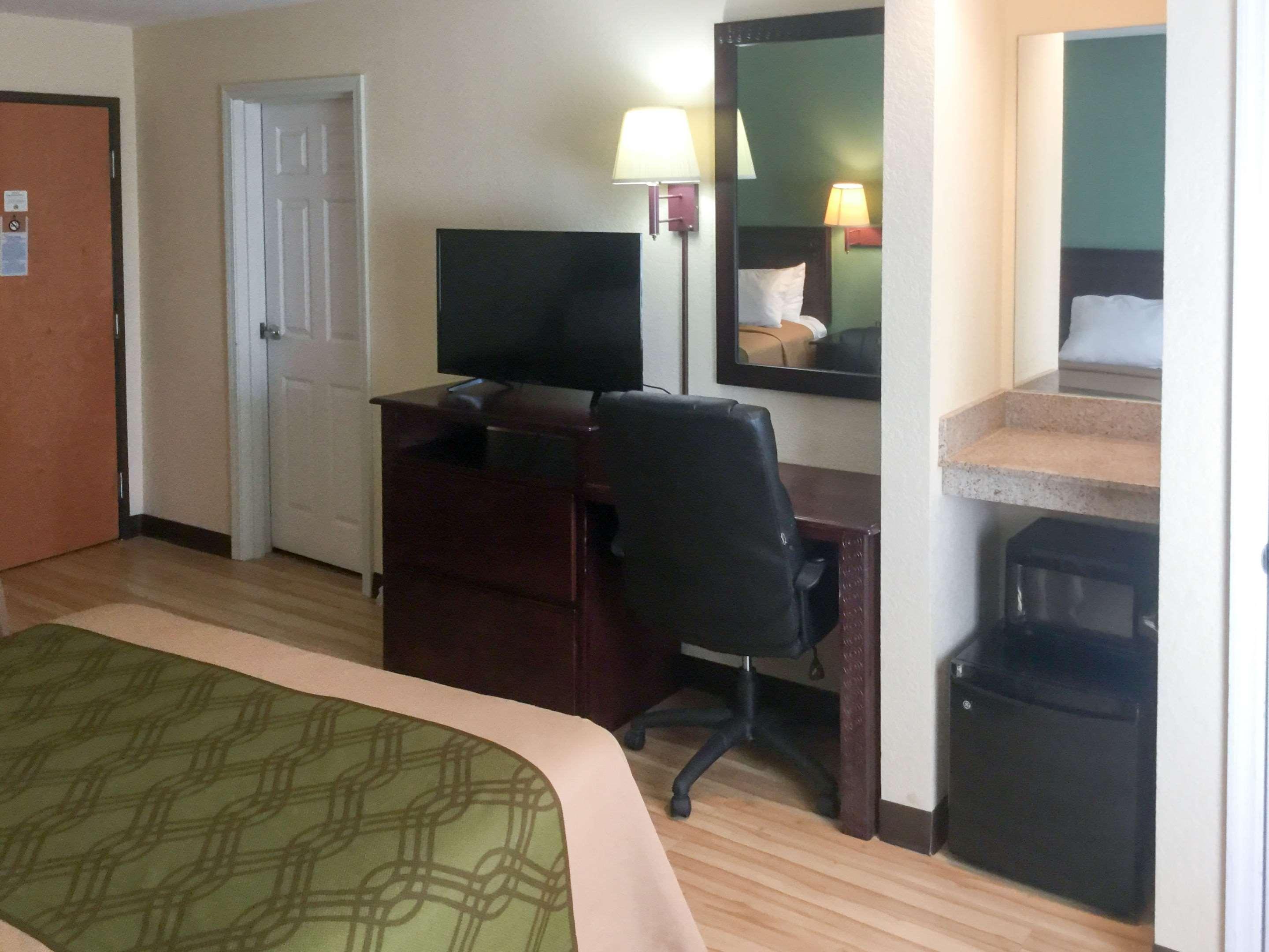 Hotel Econo - Hershey 2*