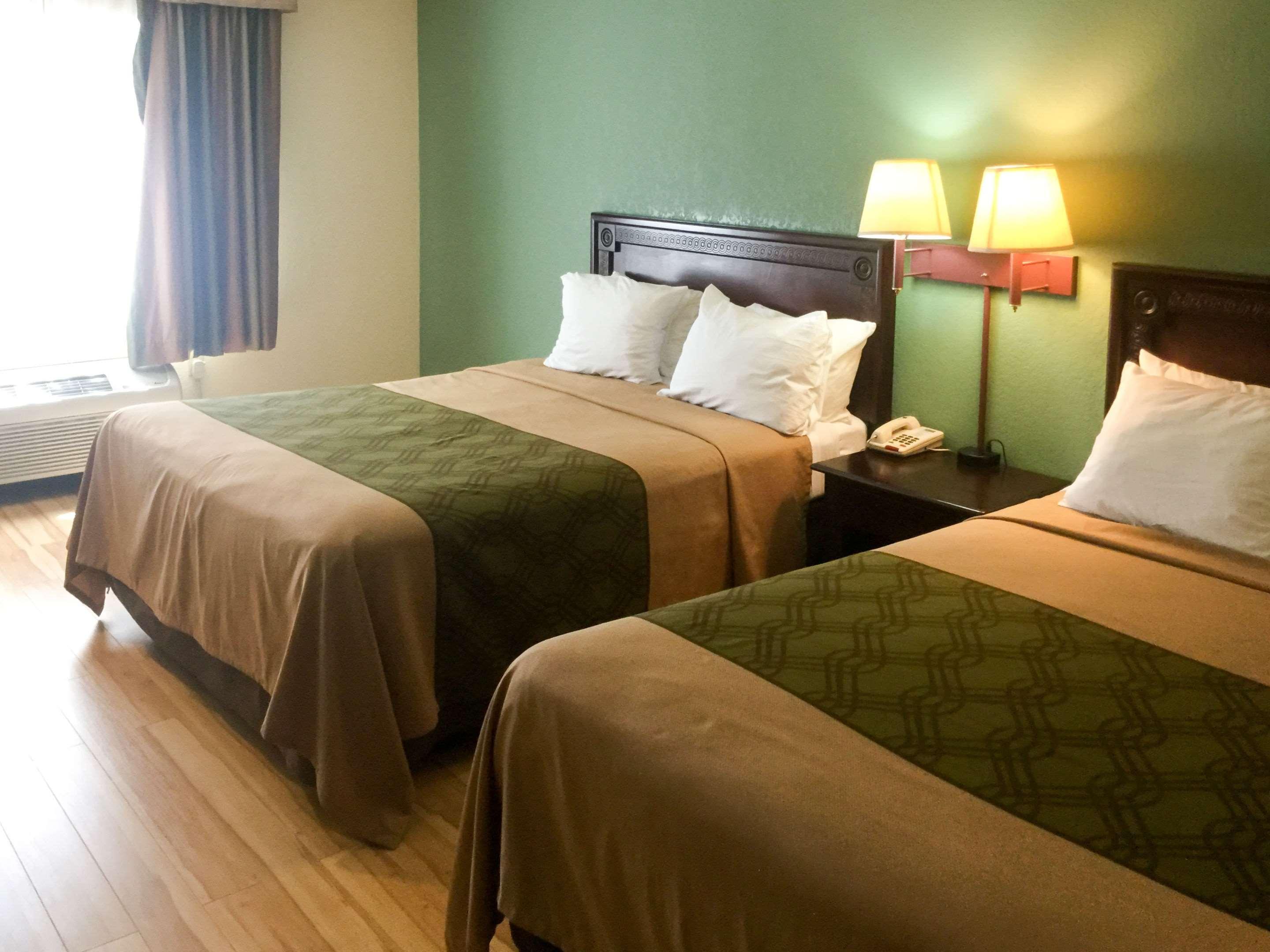 Econo - Hershey Hotel